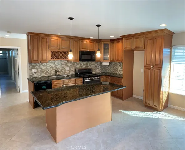 8541 Orinda Circle, Huntington Beach, California 92647