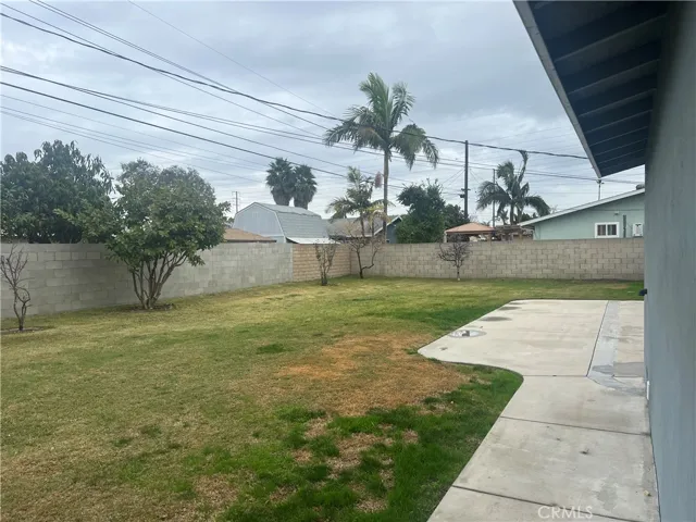 8541 Orinda Circle, Huntington Beach, California 92647