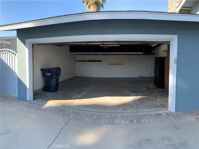 8541 Orinda Circle, Huntington Beach, California 92647