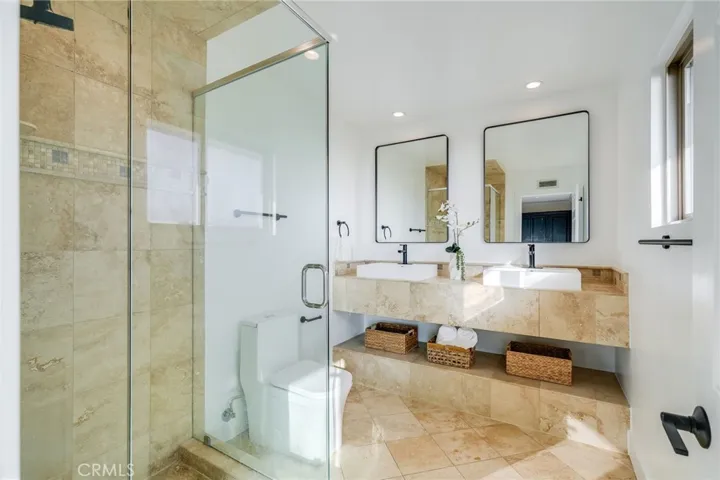 1593 Tahiti Avenue, Laguna Beach, California 92651