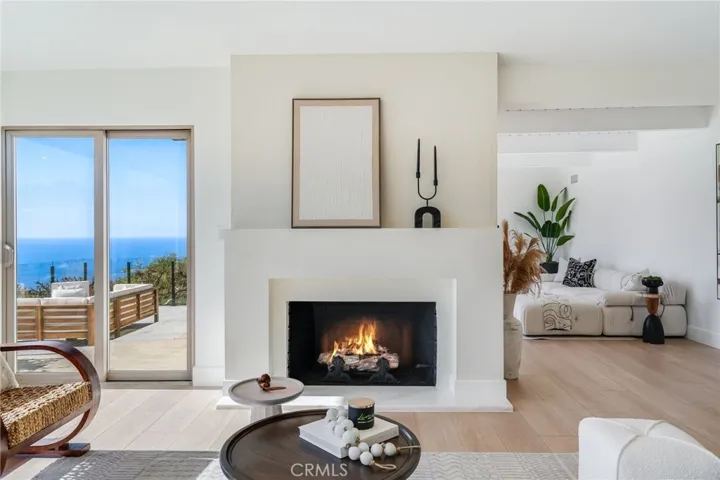 1593 Tahiti Avenue, Laguna Beach, California 92651