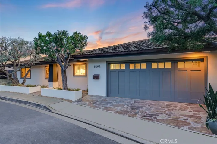 1593 Tahiti Avenue, Laguna Beach, California 92651