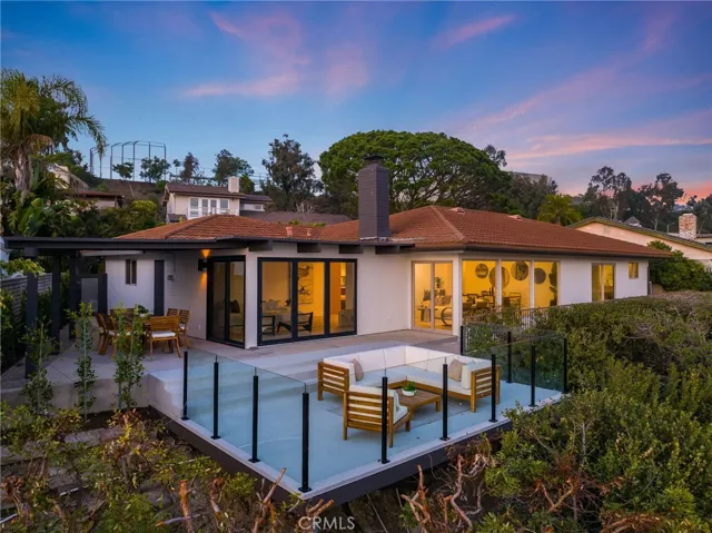 1593 Tahiti Avenue, Laguna Beach, California 92651