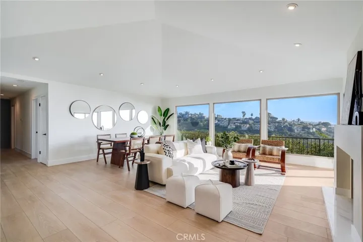 1593 Tahiti Avenue, Laguna Beach, California 92651