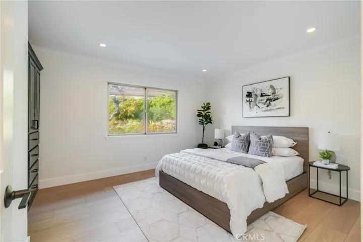 1593 Tahiti Avenue, Laguna Beach, California 92651