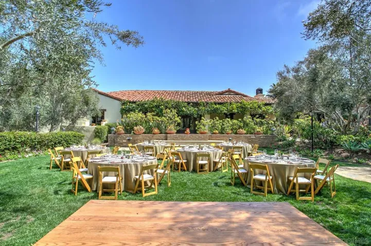 9629 Claiborne Sq, La Jolla, California 92037