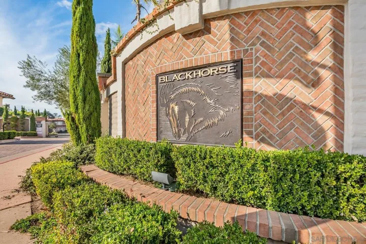 9629 Claiborne Sq, La Jolla, California 92037