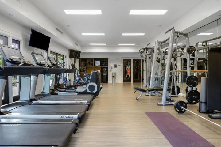 9629 Claiborne Sq, La Jolla, California 92037