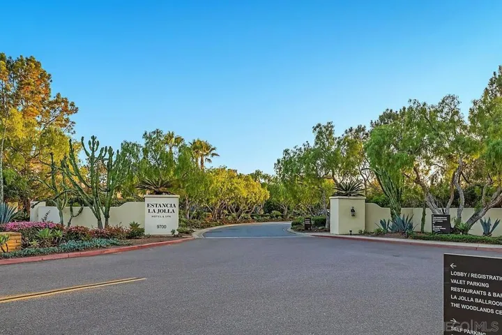 Estancia Resort Entrance