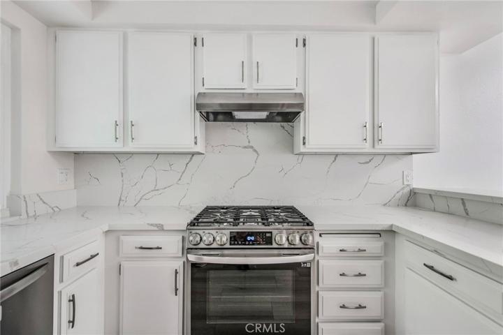 280 Cagney Lane Unit 303, Newport Beach, California 92663