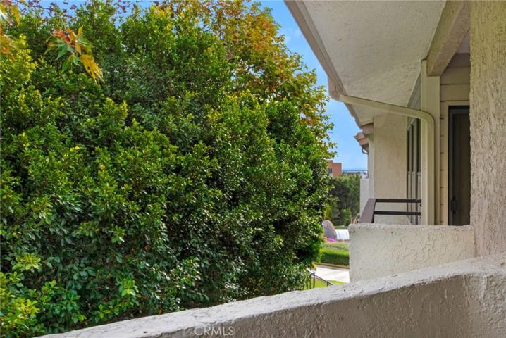 280 Cagney Lane Unit 303, Newport Beach, California 92663