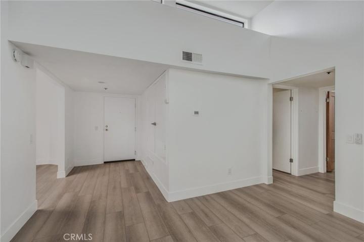 280 Cagney Lane Unit 303, Newport Beach, California 92663