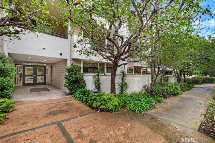 280 Cagney Lane Unit 303, Newport Beach, California 92663