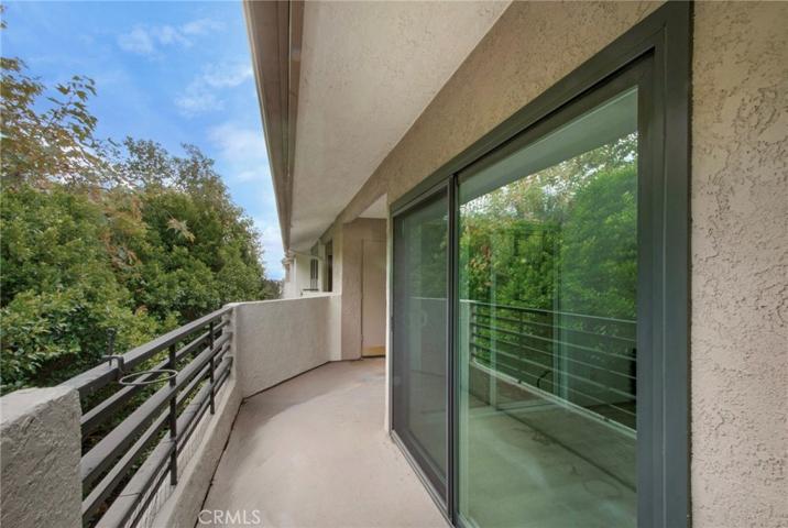 280 Cagney Lane Unit 303, Newport Beach, California 92663