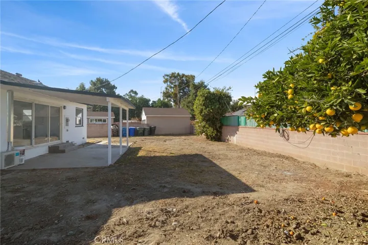 2707 Lyndale Avenue, Pomona, California 91768