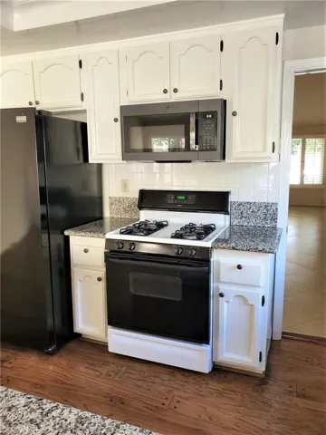 8 Cambridge, Irvine, California 92620