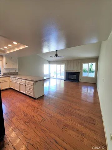 8 Cambridge, Irvine, California 92620