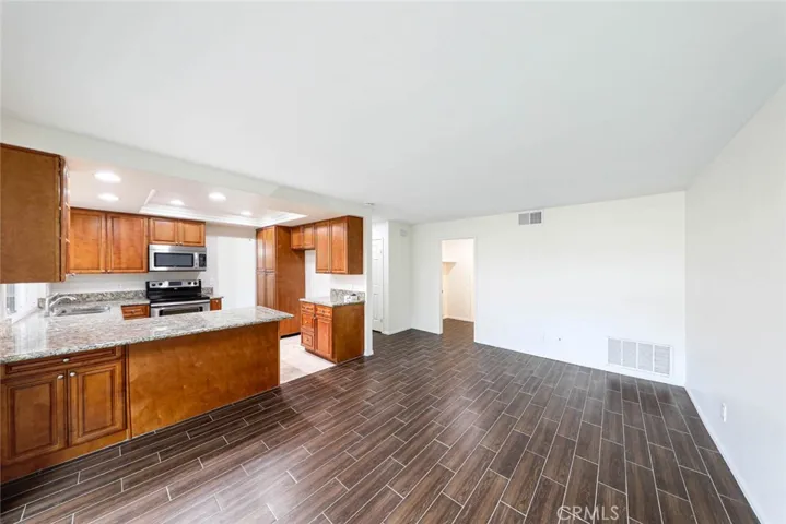 5 Sandpiper, Irvine, California 92604