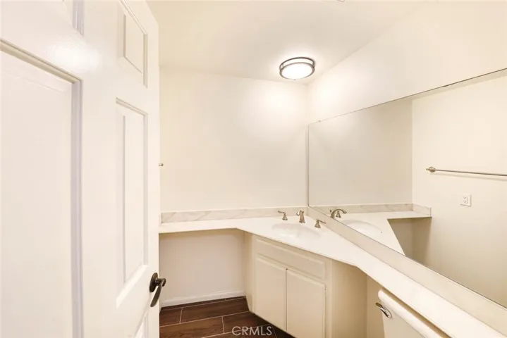 5 Sandpiper, Irvine, California 92604