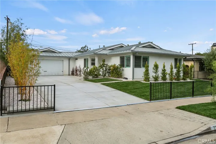 3115 Samoa Place, Costa Mesa, California 92626