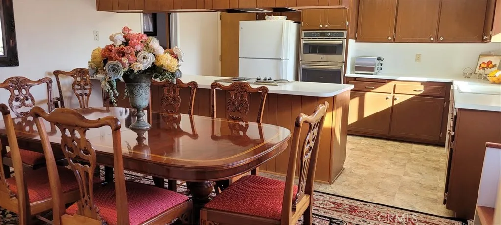 Dinning Room/Kitchen