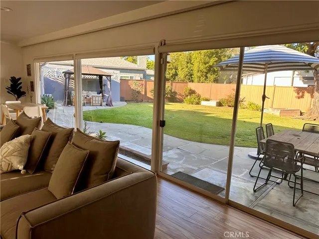 7748 Hosford Avenue, Los Angeles, California 90045