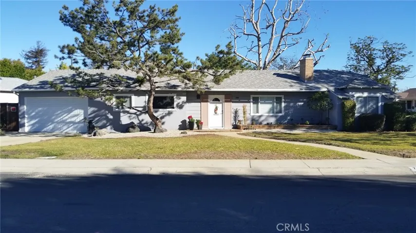 7748 Hosford Avenue, Los Angeles, California 90045