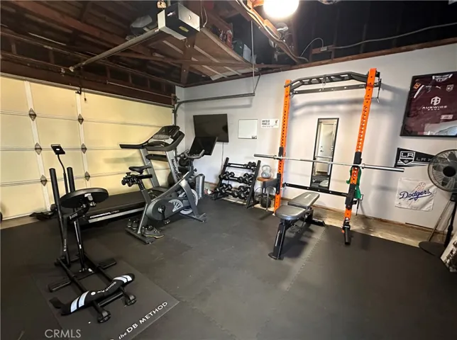 7748 Hosford Avenue, Los Angeles, California 90045