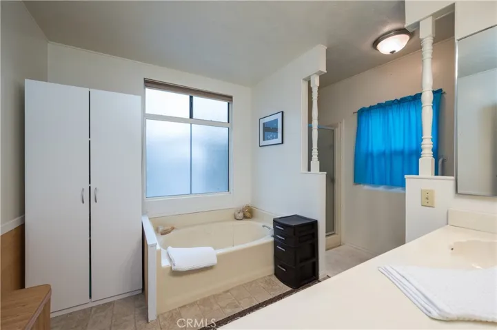 1136 Cardiff Lane, Santa Maria, California 93455