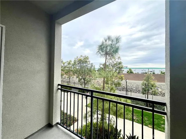 2336 Synergy, Irvine, California 92614