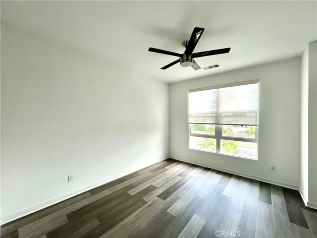 2336 Synergy, Irvine, California 92614
