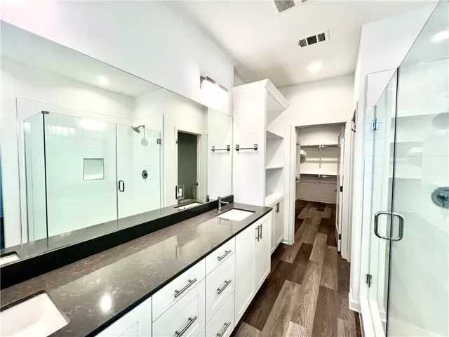 2336 Synergy, Irvine, California 92614