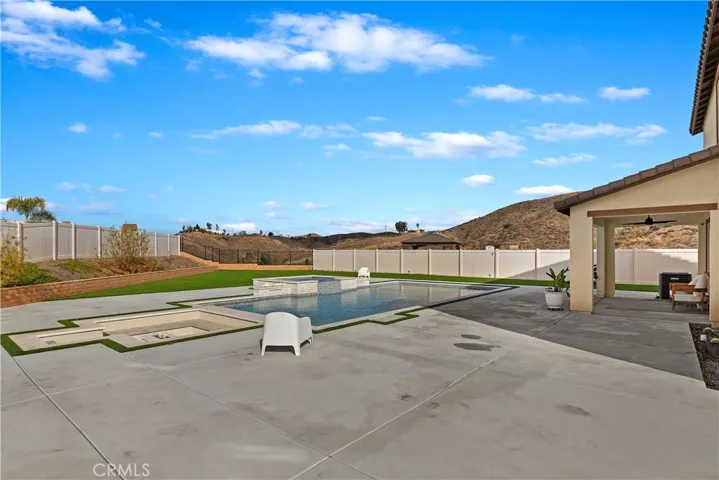 24215 Dusk Court, Corona, California 92883