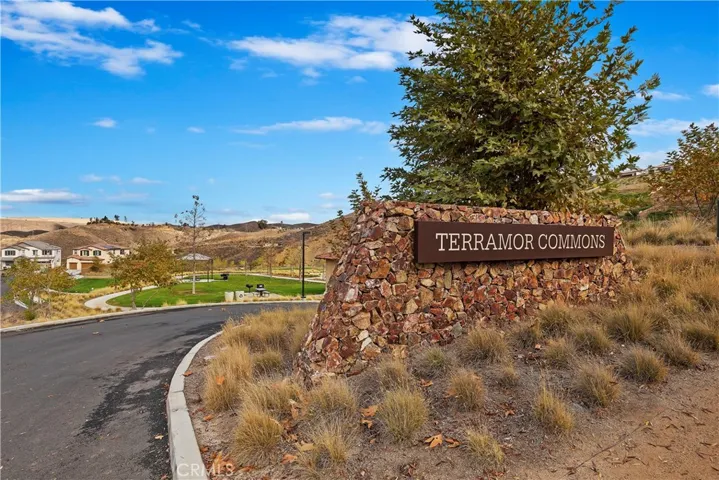 24215 Dusk Court, Corona, California 92883
