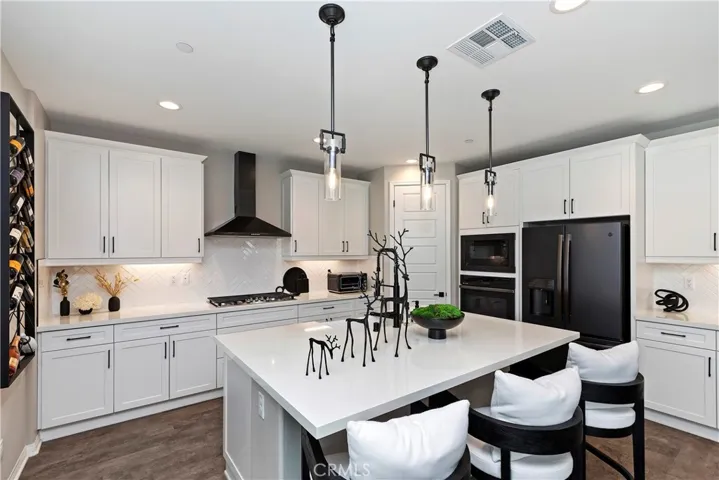 Upgraded built-in appliances