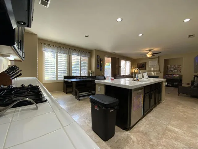 1207 Santa Olivia Rd, Chula Vista, California 91913