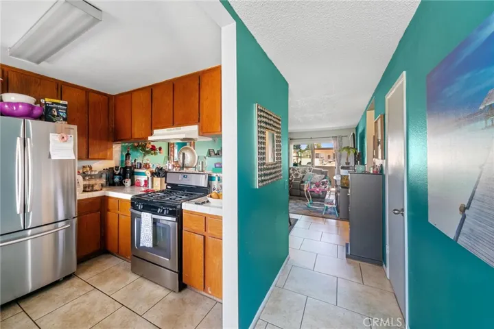 1086 Stanley Avenue, Long Beach, California 90804