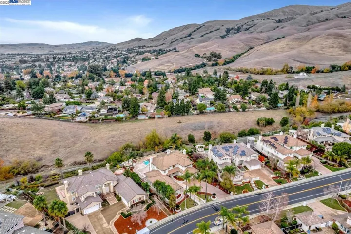 47532 Avalon Heights Ter, Fremont, California 94539