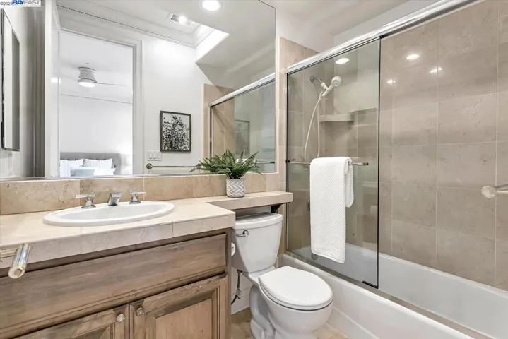 47532 Avalon Heights Ter, Fremont, California 94539