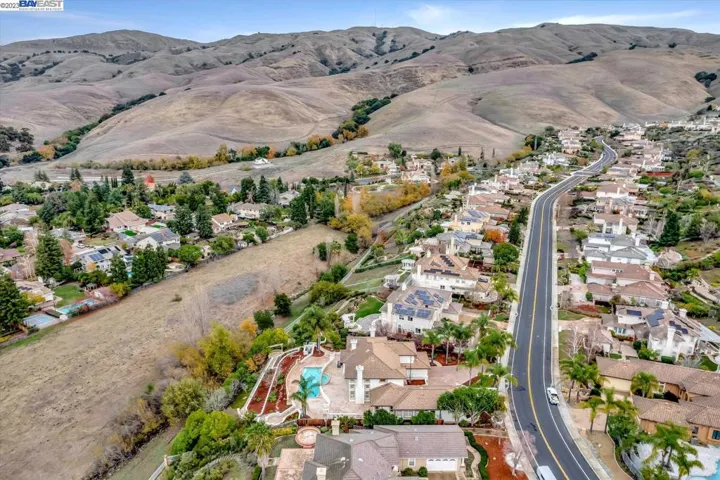47532 Avalon Heights Ter, Fremont, California 94539