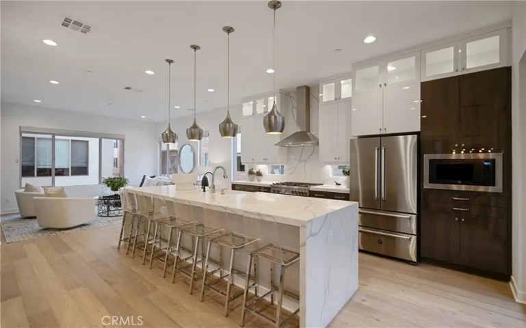 12 Ebb Tide Circle, Newport Beach, California 92663