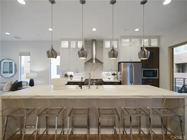12 Ebb Tide Circle, Newport Beach, California 92663