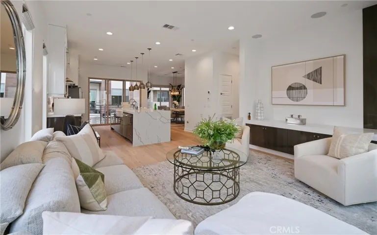 12 Ebb Tide Circle, Newport Beach, California 92663