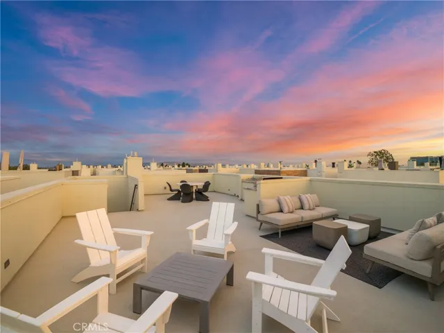 12 Ebb Tide Circle, Newport Beach, California 92663