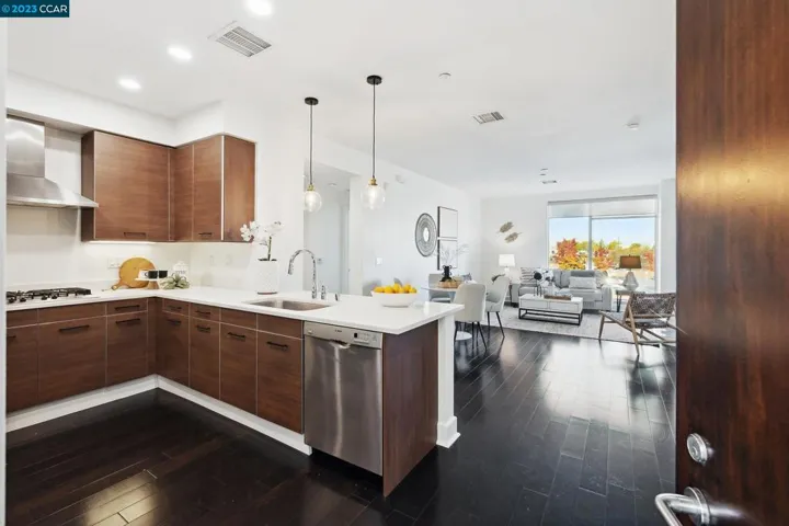 555 Ygnacio Valley Road 216, Walnut Creek, California 94596-3329