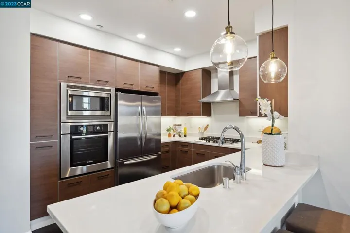 555 Ygnacio Valley Road 216, Walnut Creek, California 94596-3329