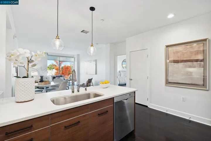 555 Ygnacio Valley Road 216, Walnut Creek, California 94596-3329