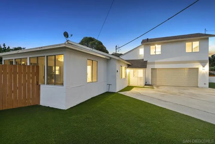 3301 Carolyn Cir, Oceanside, California 92054