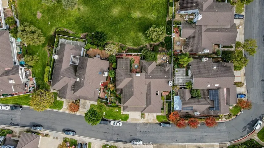 22 Lakeshore 15, Irvine, California 92604