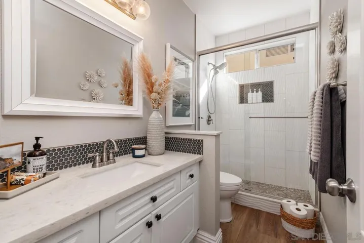 16337 Los Rosales St, San Diego, California 92127